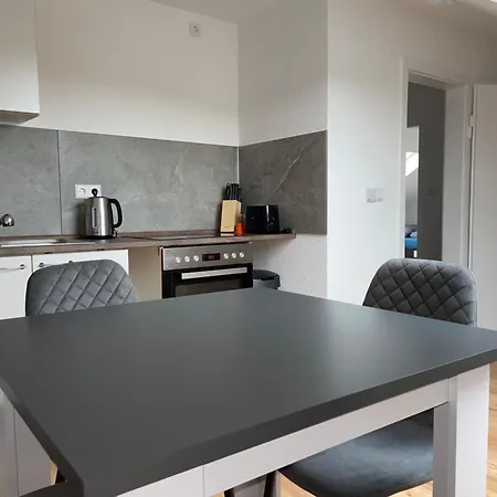 Apartmán Schoene In Ruhigen Kernen Im Remstal - 10min Nach Stuttgart Stetten (Kernen)